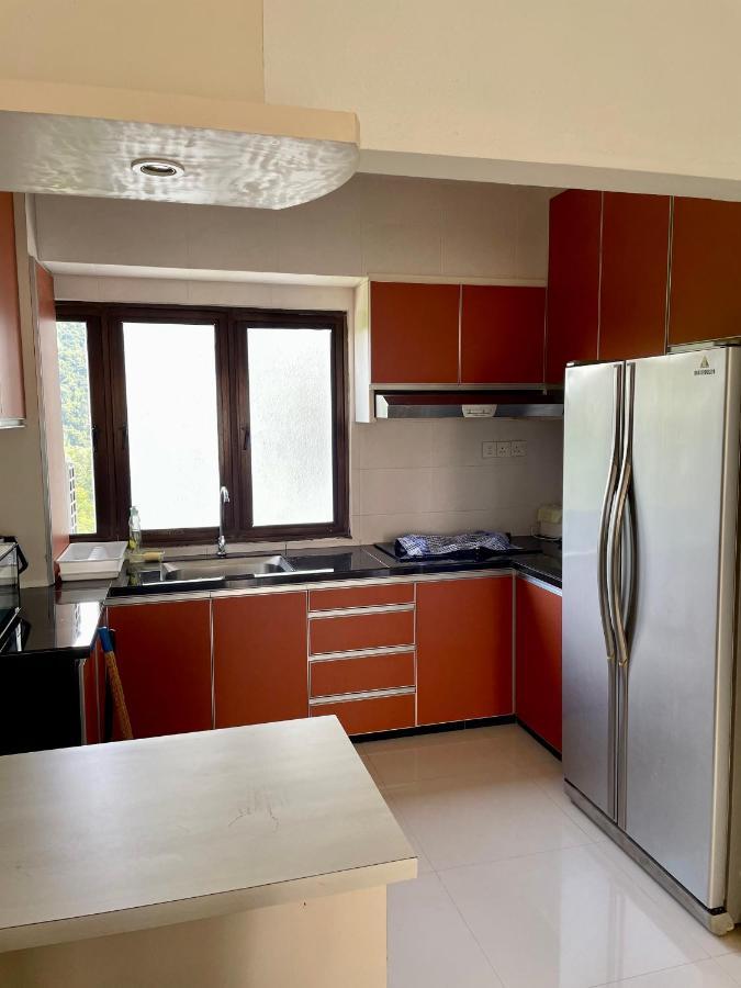 Апартаменты The Ferringhi Sea View At Sri Sayang Бату-Ферринги Экстерьер фото
