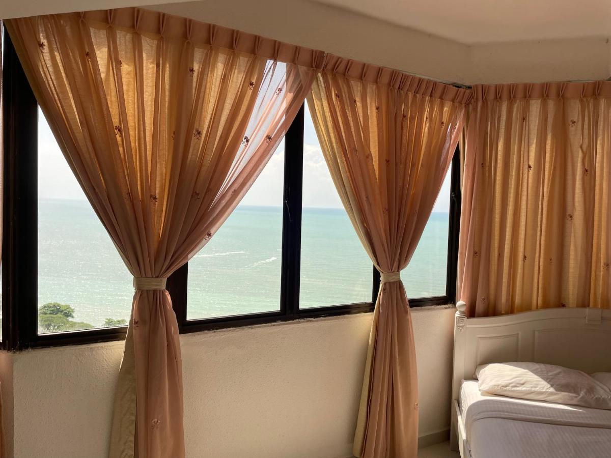 Апартаменты The Ferringhi Sea View At Sri Sayang Бату-Ферринги Экстерьер фото