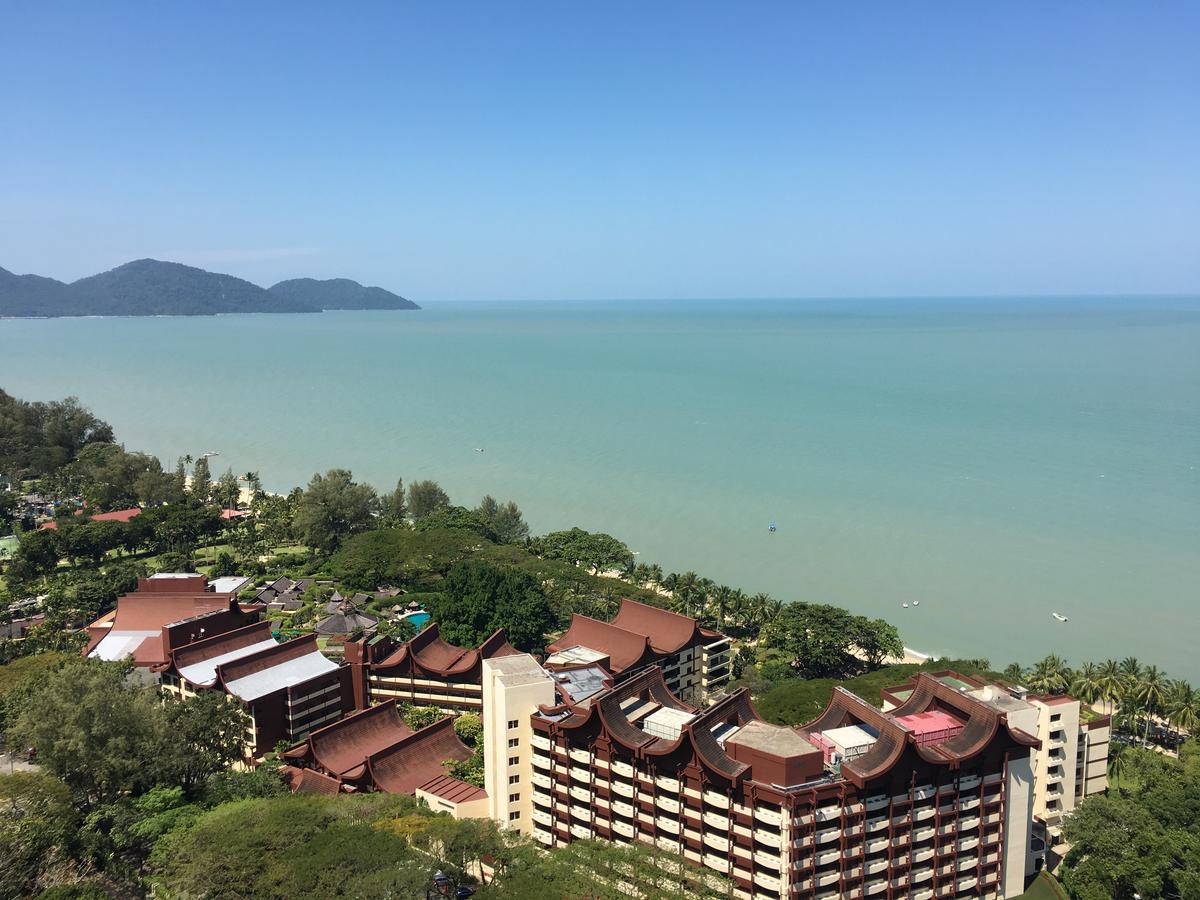 Апартаменты The Ferringhi Sea View At Sri Sayang Бату-Ферринги Экстерьер фото
